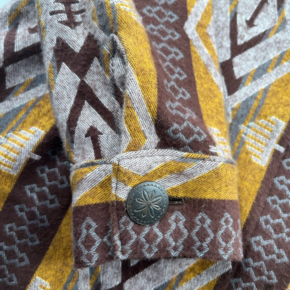 Geometric Patterned Button Down Shirt - image 4